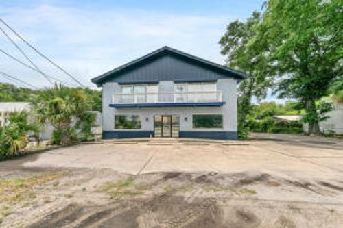 a-215 Hollywood Blvd Ne, FORT WALTON BEACH, FL, 32548-5775 | Card Image