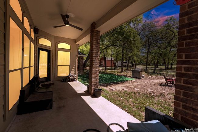 162 Champions Blvd, House other with 3 bedrooms, 2 bathrooms and null parking in La Vernia TX | Image 36