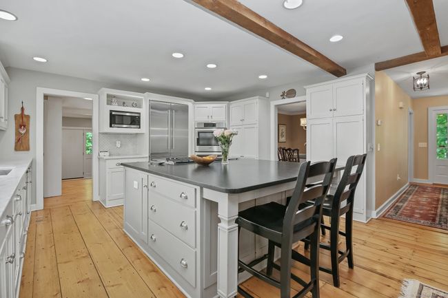 11 Ledgewood Rd, House other with 4 bedrooms, 4 bathrooms and null parking in Redding CT | Image 5
