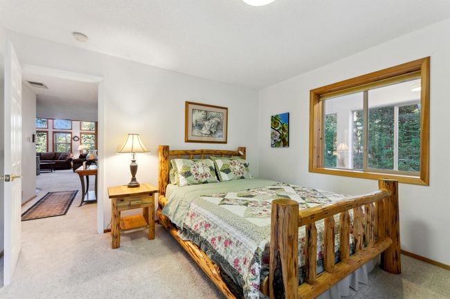 14010 Skiview Loop, House other with 3 bedrooms, 2 bathrooms and null parking in Truckee CA | Image 19