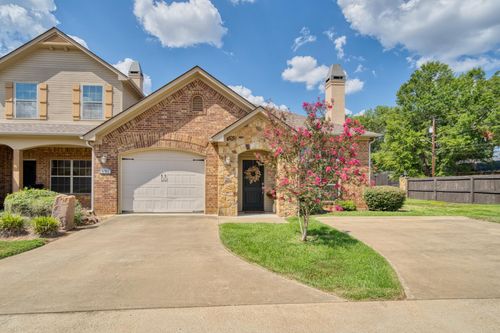 901 Wilcrest Place, Longview, TX, 75604 | Card Image