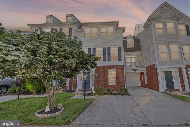 8182 Cobble Pond Way, Townhouse with 4 bedrooms, 3 bathrooms and null parking in MANASSAS VA | Image 54