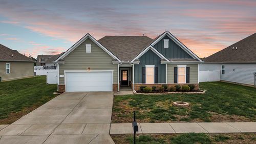 1331 Maize Ln, Lebanon, TN, 37087-2175 | Card Image