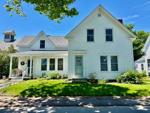 8 Pleasant St, Vinalhaven, ME, 04863-3919 | Card Image