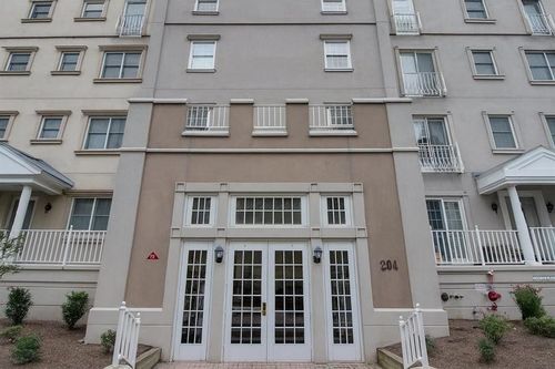 54-204 Shearwater Ct, Jersey City, NJ, 07305-5418 | Card Image