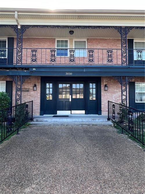 215-3030 Edenborn Ave, Metairie, LA, 70002-4770 | Card Image