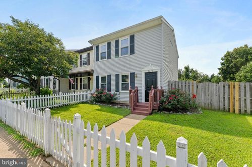 5210 Magnolia Pl, FREDERICKSBURG, VA, 22407-1461 | Card Image
