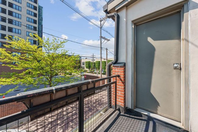 752 N Pearl St, Condo with 2 bedrooms, 3 bathrooms and null parking in Columbus OH | Image 25