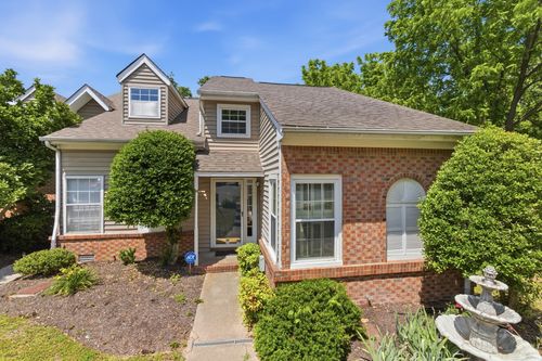 5230 Village Way, Nashville, TN, 37211-7300 | Card Image