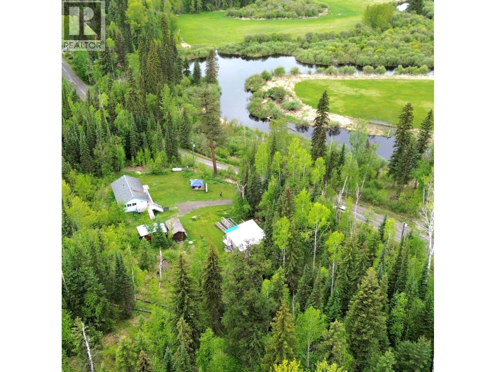 Residential in Canim Lake 2