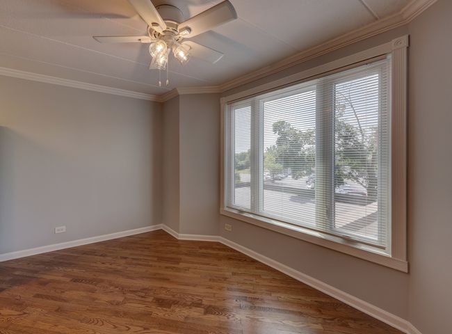 UNIT-222 - 1 Renaissance Pl, Condo with 2 bedrooms, 2 bathrooms and 2 parking in Palatine IL | Image 10