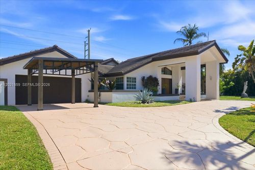 9665 Sw 136th St, Miami, FL, 33176-6800 | Card Image