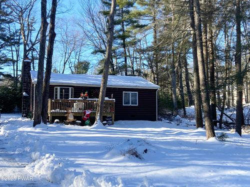 107 Brigitte Ct, Dingmans Ferry, PA, 18328-3152 | Card Image