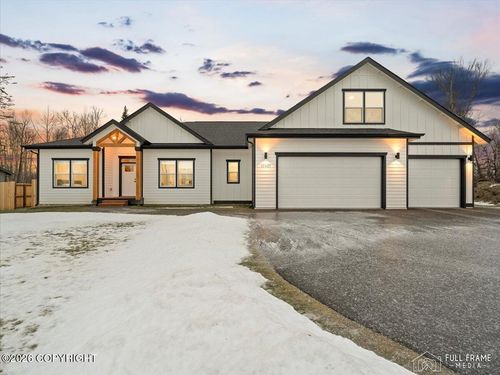 10437 E Heartland Loop, Palmer, AK, 99645 | Card Image