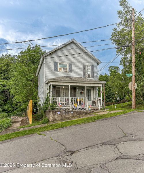 42 Oak Ave, Carbondale, PA, 18407-1771 | Card Image