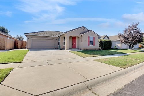 2204 Summerfield Ln, Olivehurst, CA, 95961-9103 | Card Image