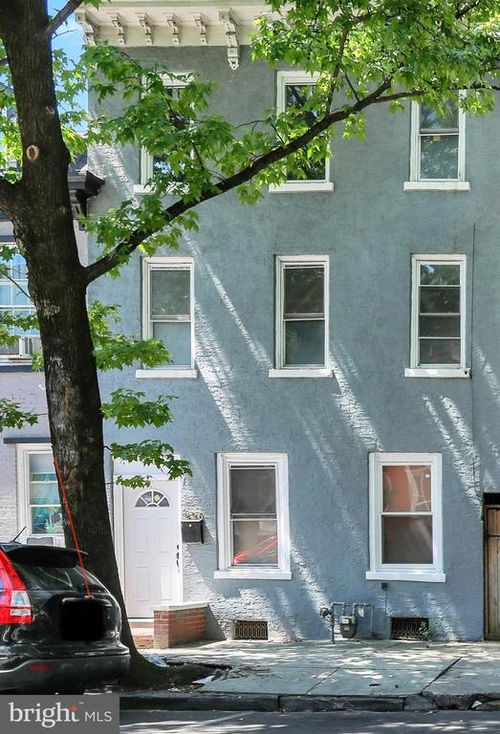 226 S 4th St, READING, PA, 19602-1804 | Card Image