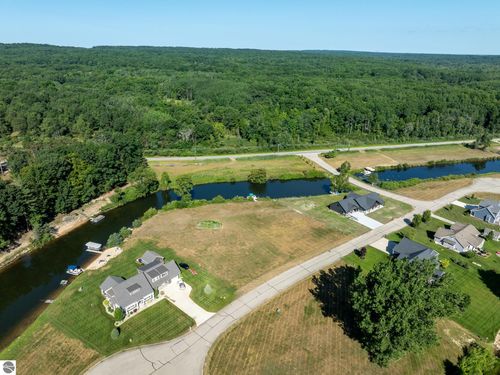 1007 Trebuh Ct, Lake Isabella, MI, 48893-9379 | Card Image