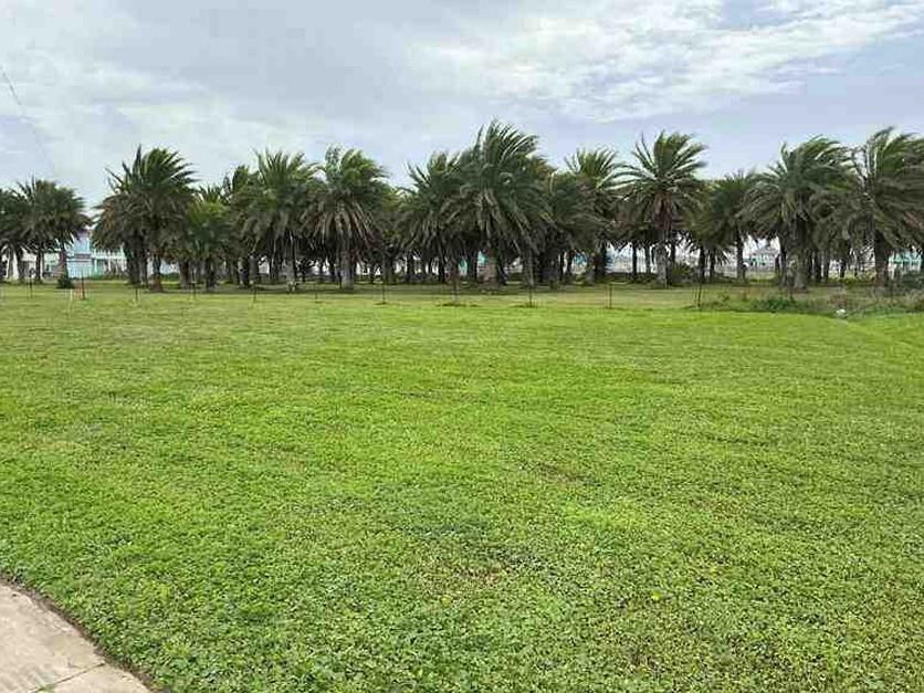 Land in Crystal Beach