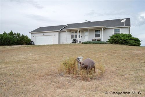 3726 Chuck Wagon Rd, Cheyenne, WY, 82009-9418 | Card Image