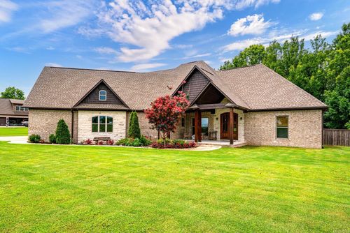 26 Win Meadow Ln, Greenbrier, AR, 72058-9135 | Card Image