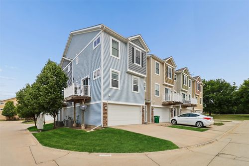 4833 Ne Mcdougal Ln, Ankeny, IA, 50021-6855 | Card Image