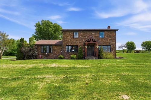 529 Hartzell School Rd, Fombell, PA, 16123-1307 | Card Image