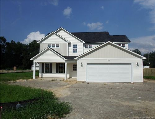 5865 Panther Dr, Hope Mills, NC, 28348-6001 | Card Image