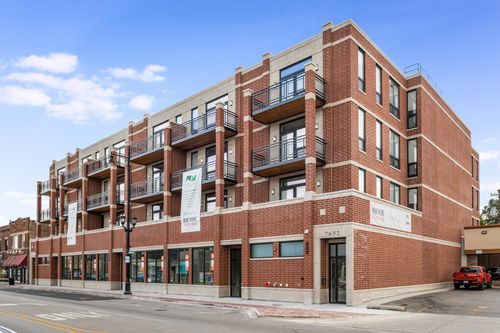 401-7652 Madison St, Forest Park, IL, 60130-1403 | Card Image