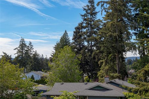 304-2220 Sooke Rd, Colwood, BC, V9B0G9 | Card Image