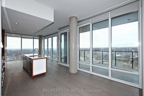 5216-488 University Ave, Toronto, ON, M5G0C1 | Card Image