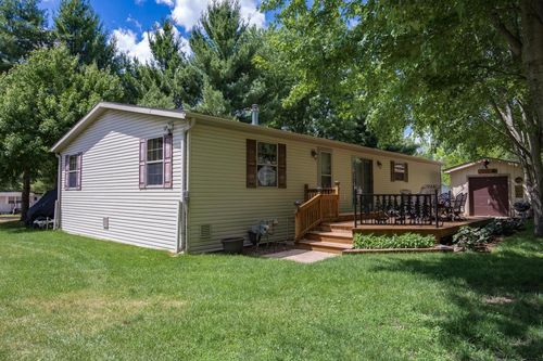 5 Deer Xing, GERMANTOWN, WI, 53022 | Card Image