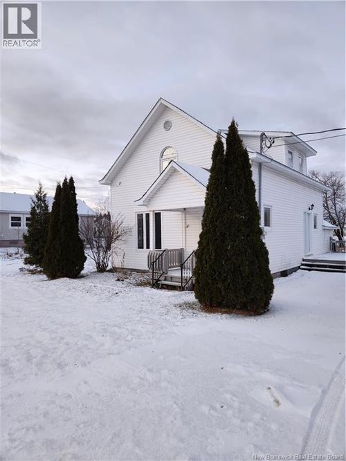 867 Louis G. Daigle Rue, Tracadie-Sheila, NB, E1X1C2 | Card Image