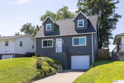 5825 N St, Omaha, NE, 68117-1751 | Card Image