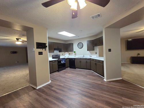 6402 Beech Trail Dr, Converse, TX, 78109-3369 | Card Image