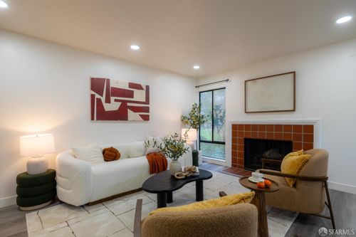 apt-97-910 Beach Park Blvd, Foster City, CA, 94404-3229 | Card Image