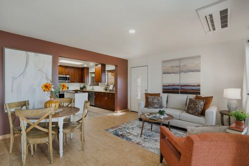 8 Gallina Peak, Santa Fe, NM, 87508-1439 | Card Image