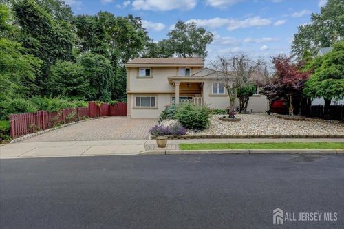 12 Euclid Rd, South Amboy, NJ, 08879-2407 | Card Image