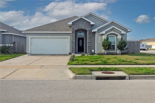 7601 Granite Dr, Corpus Christi, TX, 78414-2184 | Card Image