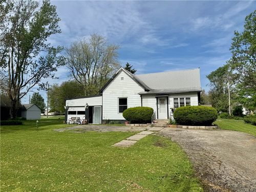 113 S Poplar St, Assumption, IL, 62510-1146 | Card Image