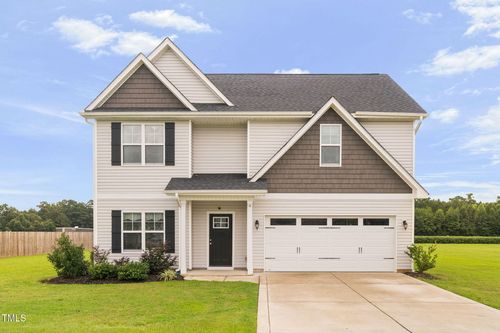 8 Sanford Ln, Dunn, NC, 28334-7159 | Card Image