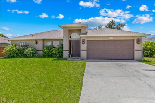 11568 Forest Mere Dr, BONITA SPRINGS, FL, 34135-6174 | Card Image