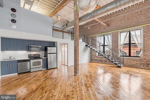 6d-428 N 13th St, PHILADELPHIA, PA, 19123-3633 | Card Image