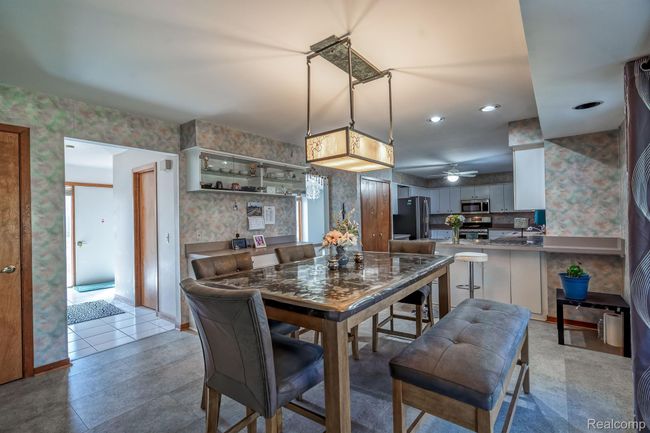 24593 Redwing Dr, House other with 4 bedrooms, 3 bathrooms and null parking in Novi MI | Image 9