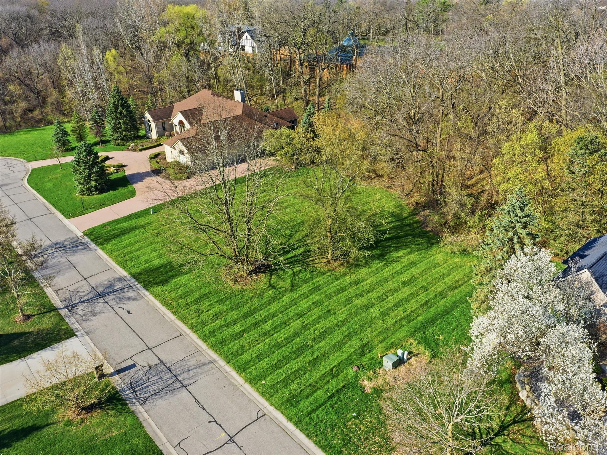 Land in Oakland Charter Township 2