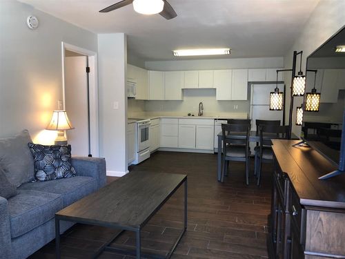 apt-128-403 Hayden Rd, Tallahassee, FL, 32304-4272 | Card Image