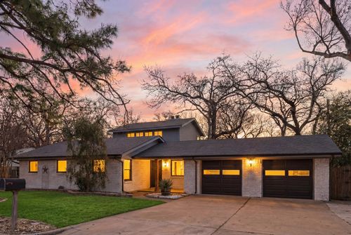 809 Cardinal Cir, Bedford, TX, 76022-7401 | Card Image