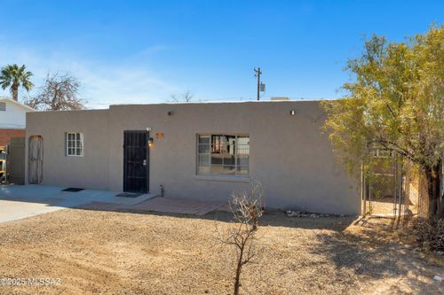 757 W Glenn St, Tucson, AZ, 85705-4117 | Card Image