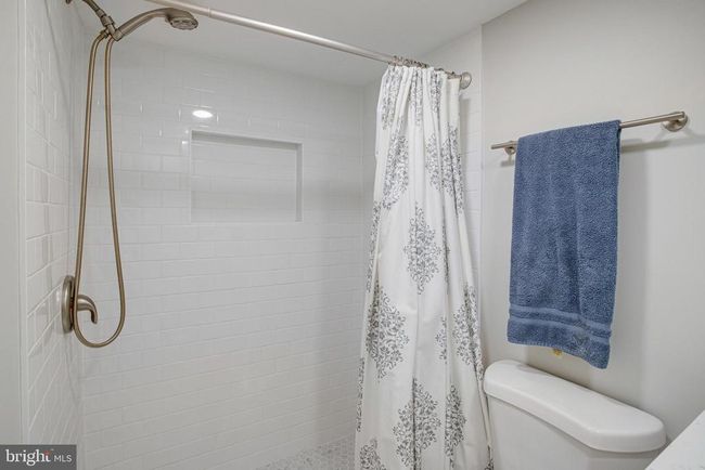 4397 Canterbury Ln, House other with 4 bedrooms, 4 bathrooms and null parking in Gainesville VA | Image 8