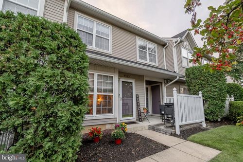 4805 Essex Ln, MOUNT LAUREL, NJ, 08054-6711 | Card Image